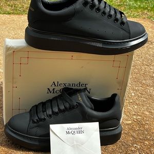 Alexander MQueens